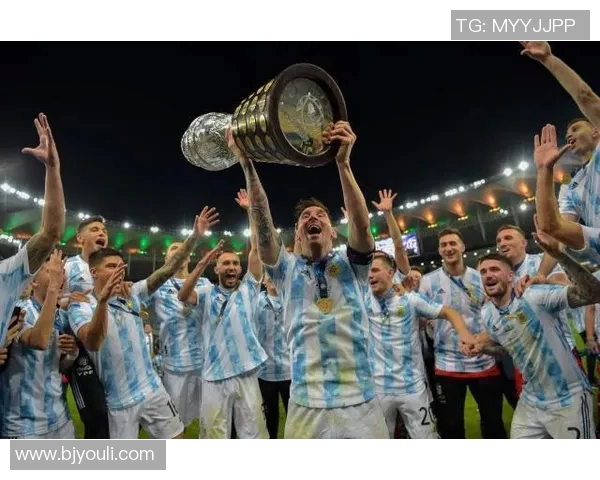 梅西领衔阿圭罗带队巴萨夺得足总杯冠军 梅西领衔阿圭罗带队巴萨夺得足总杯冠军